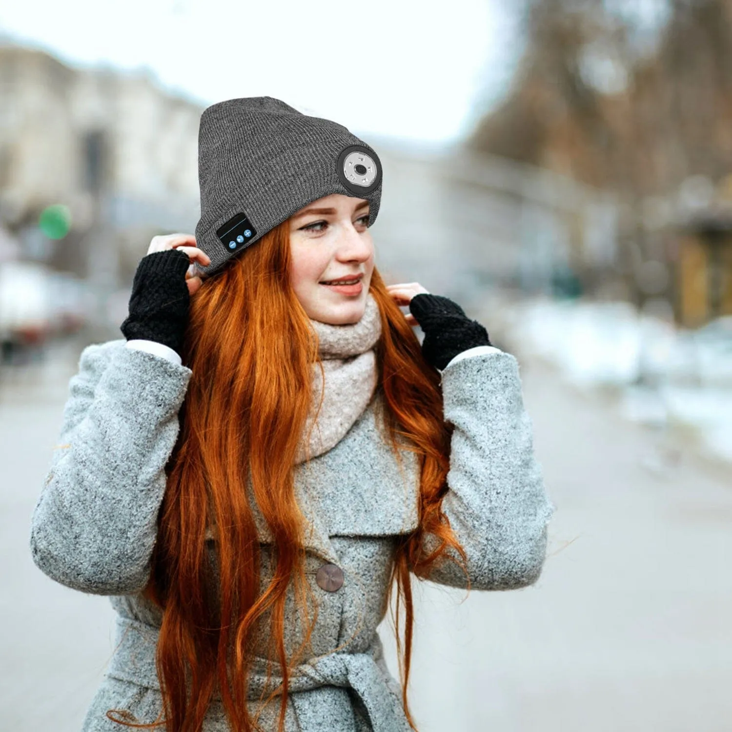 5.0 Wireless Beanie Hat with 3 Lighting Modes