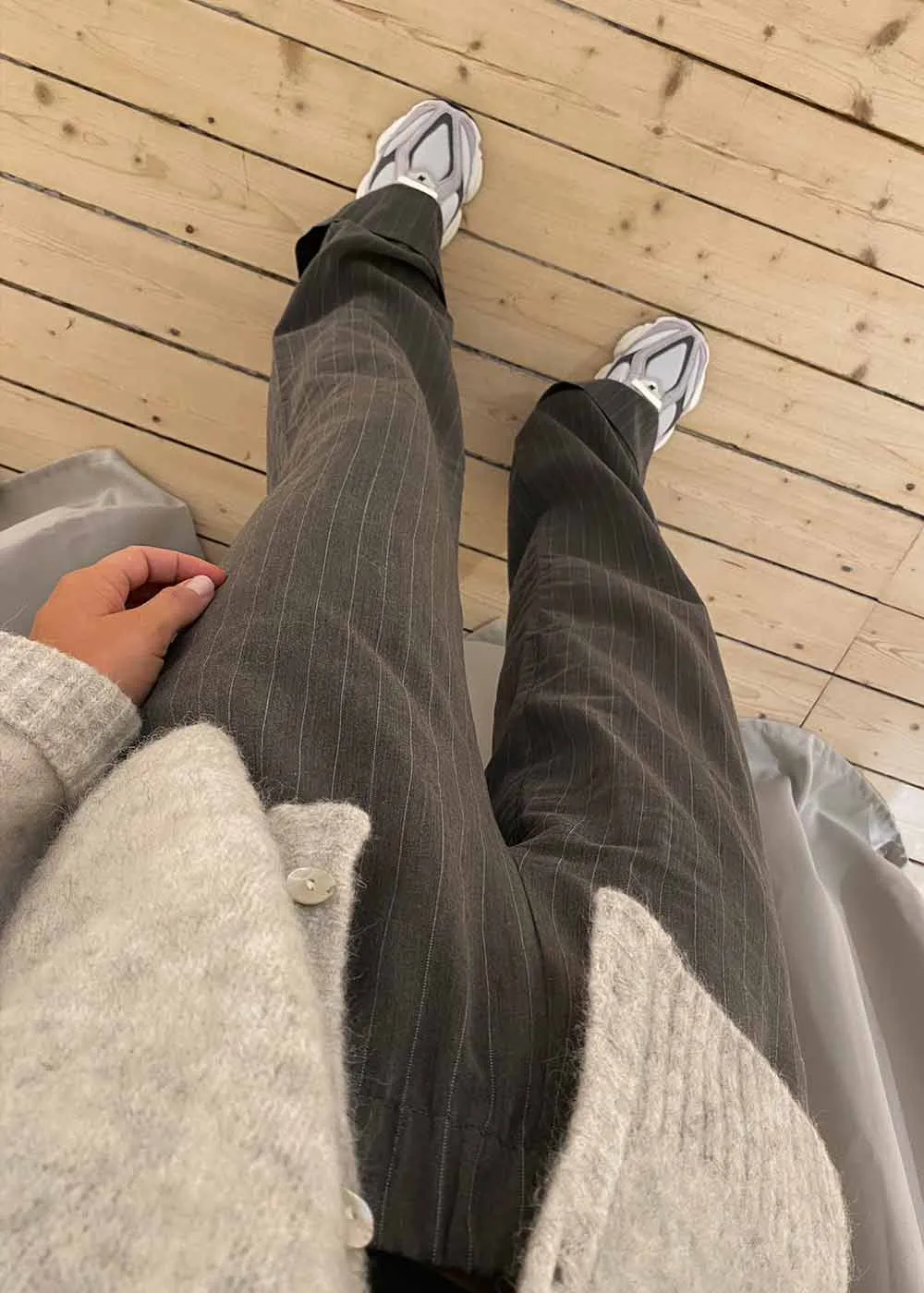 AbrahamMD pants - Grey Pinstripe