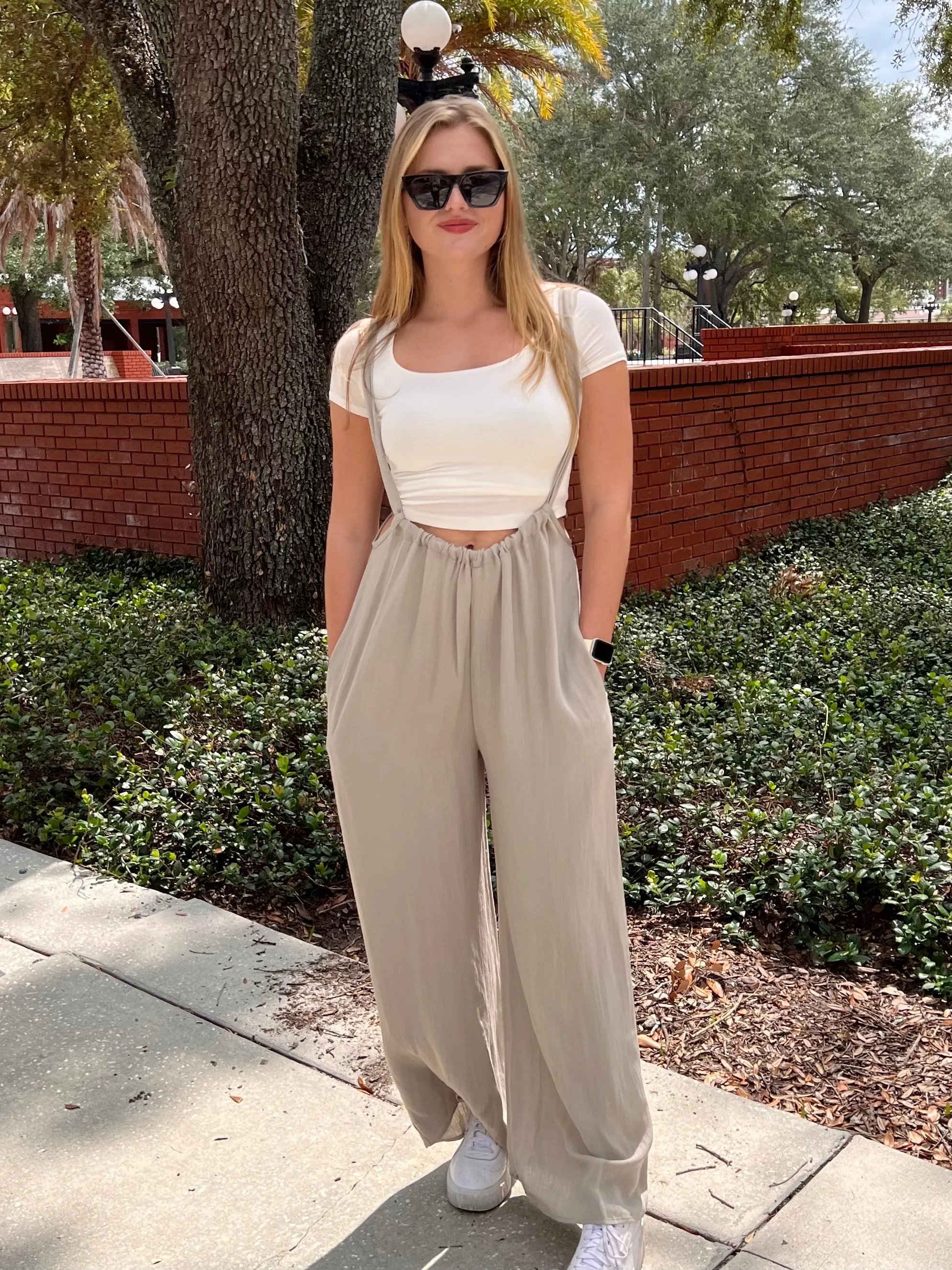 ALEXIS JUMPSUIT IN LIGHT OLIVE