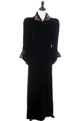 Black Velvet Vintage Late 1930s or Early 1940s Full Length Opera Coat