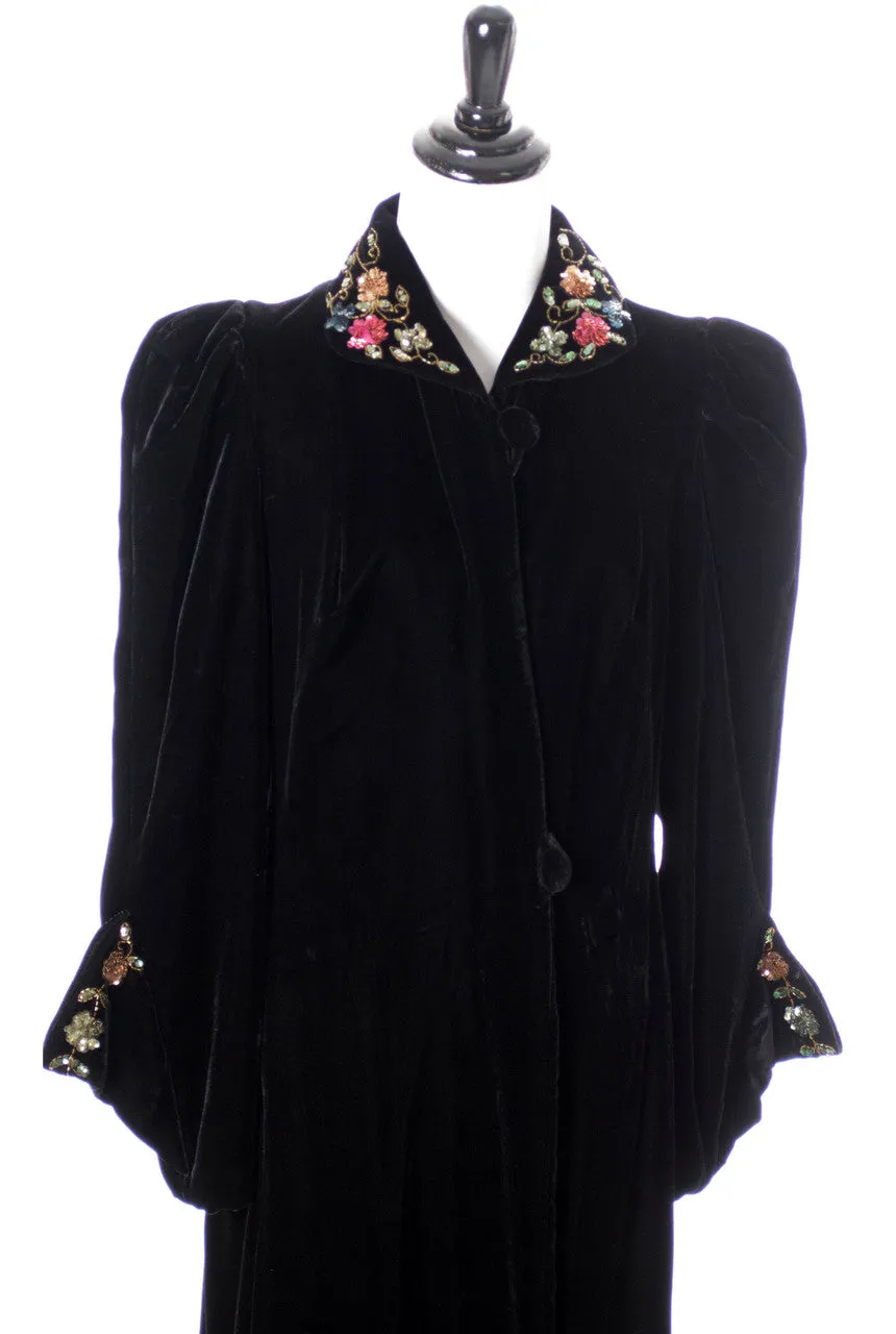 Black Velvet Vintage Late 1930s or Early 1940s Full Length Opera Coat