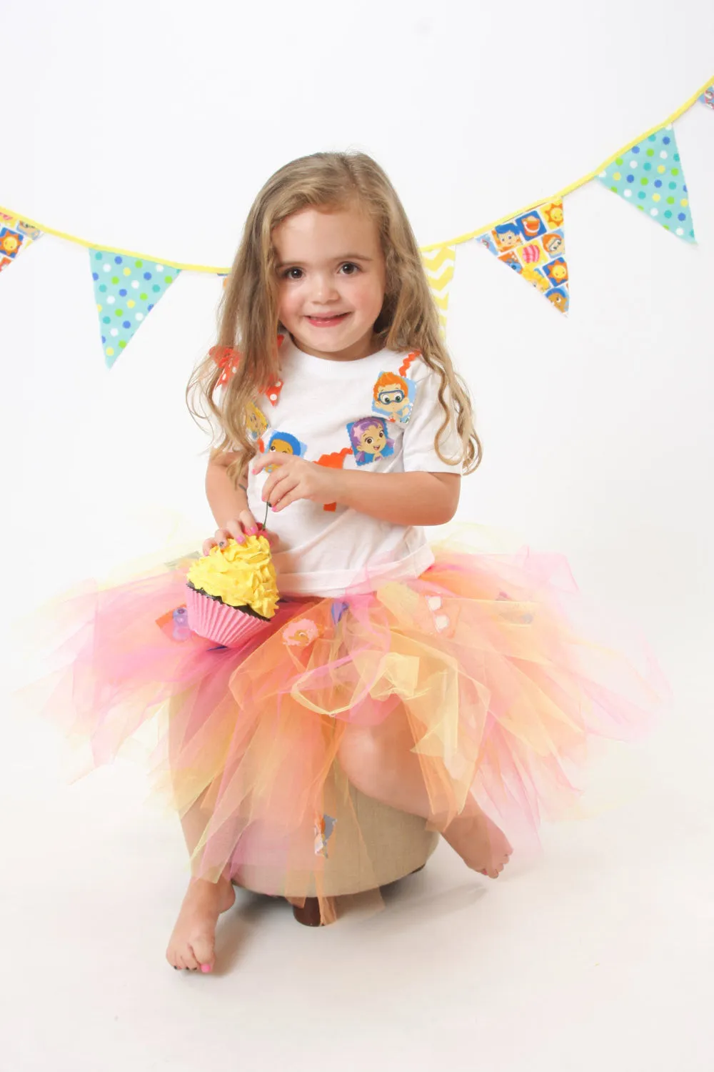 Bubble Guppies tutu outfit. Bubble Guppies Cake Smash. Shirt and Bubble Guppies tutu skirt. Girl Birthday Outfit, Birthday outfit