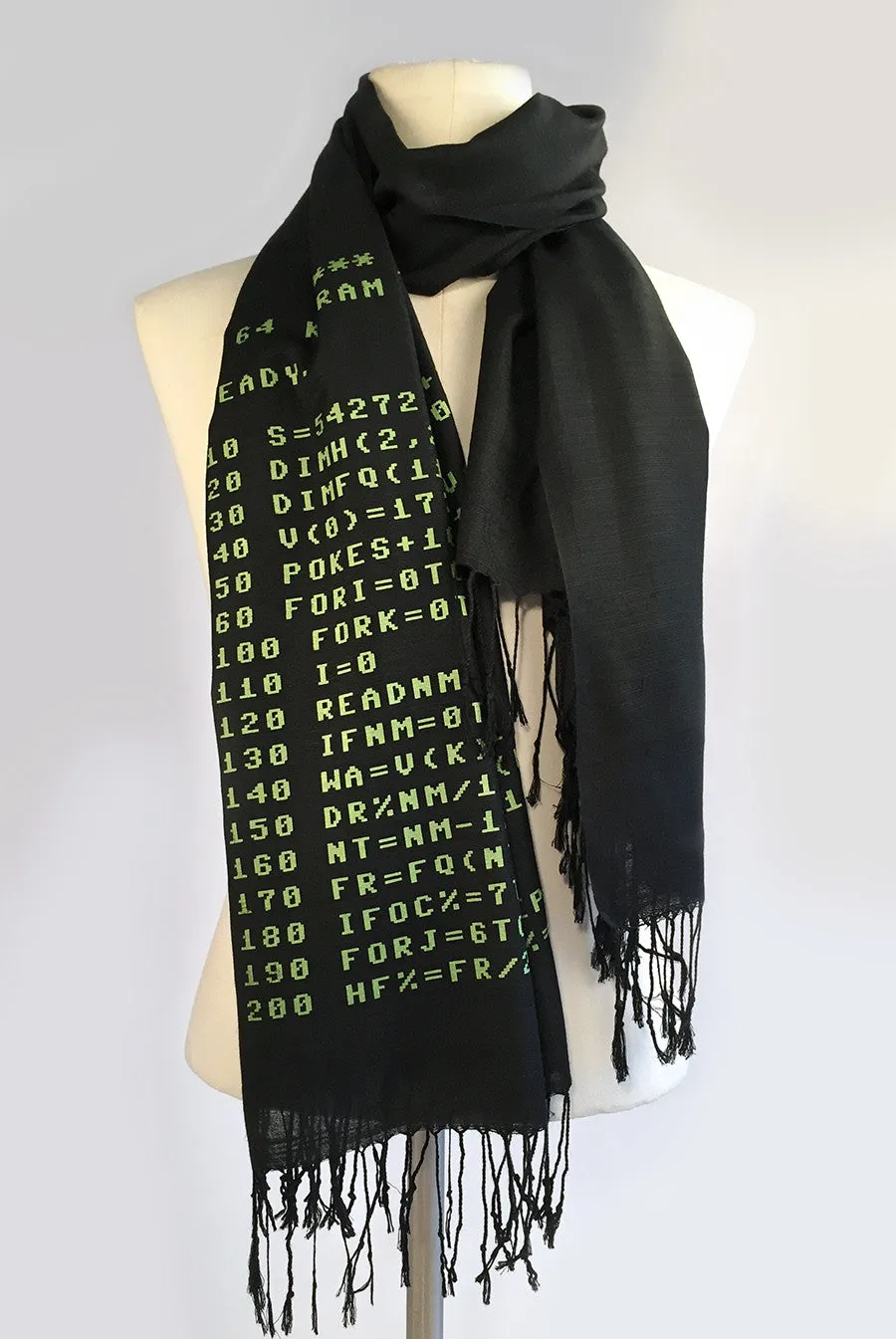 c64 Scarf. Commodore BASIC Code pashmina.