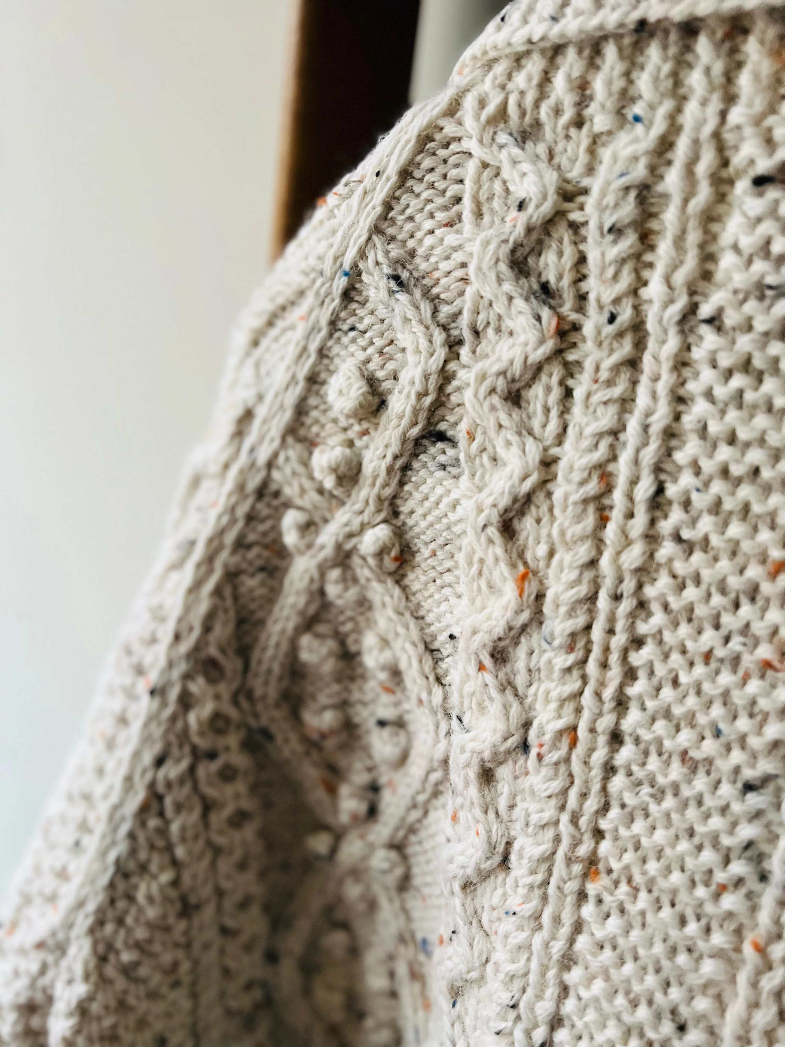 Cable Aran Cardigan / Ecru Nep