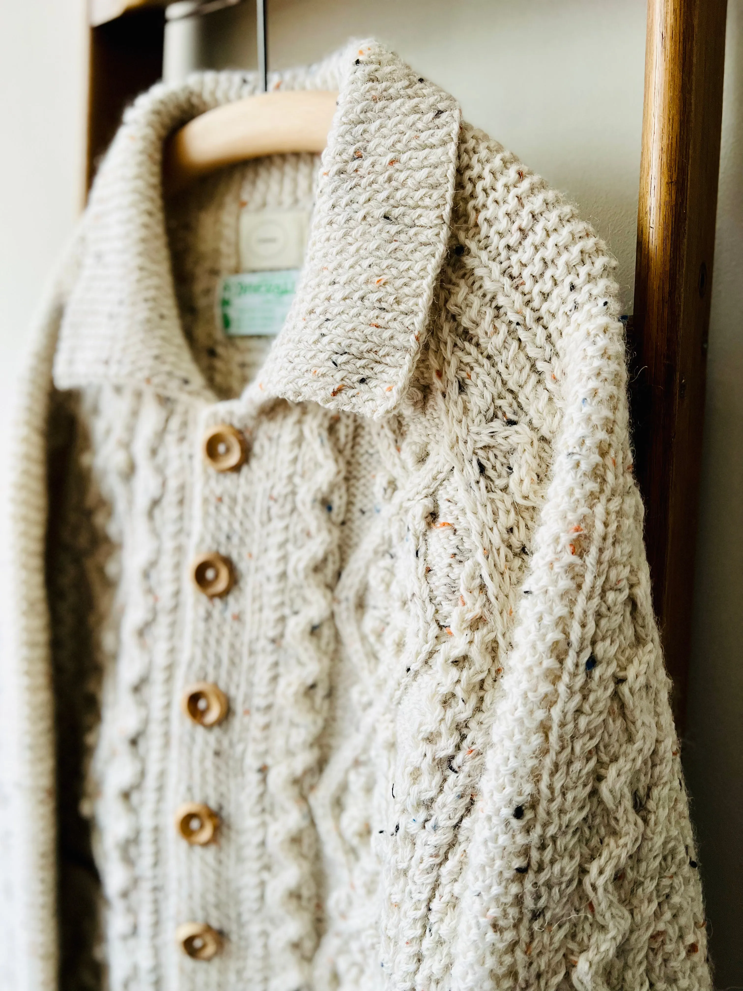 Cable Aran Cardigan / Ecru Nep