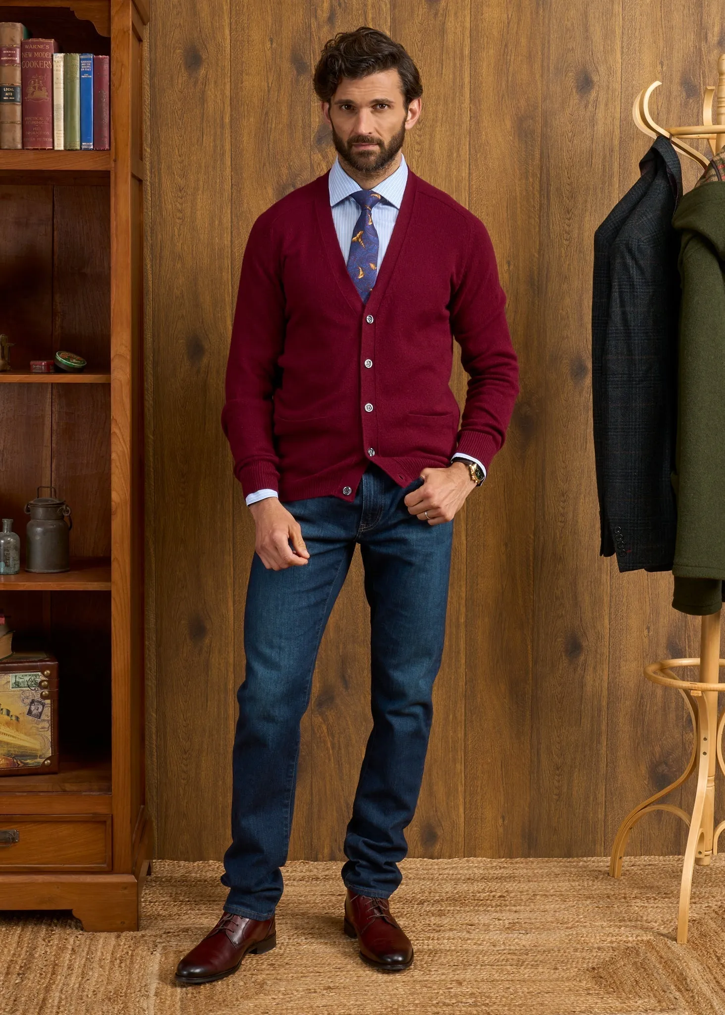 Cornwall Lambswool Cardigan in Bordeaux - Classic Fit