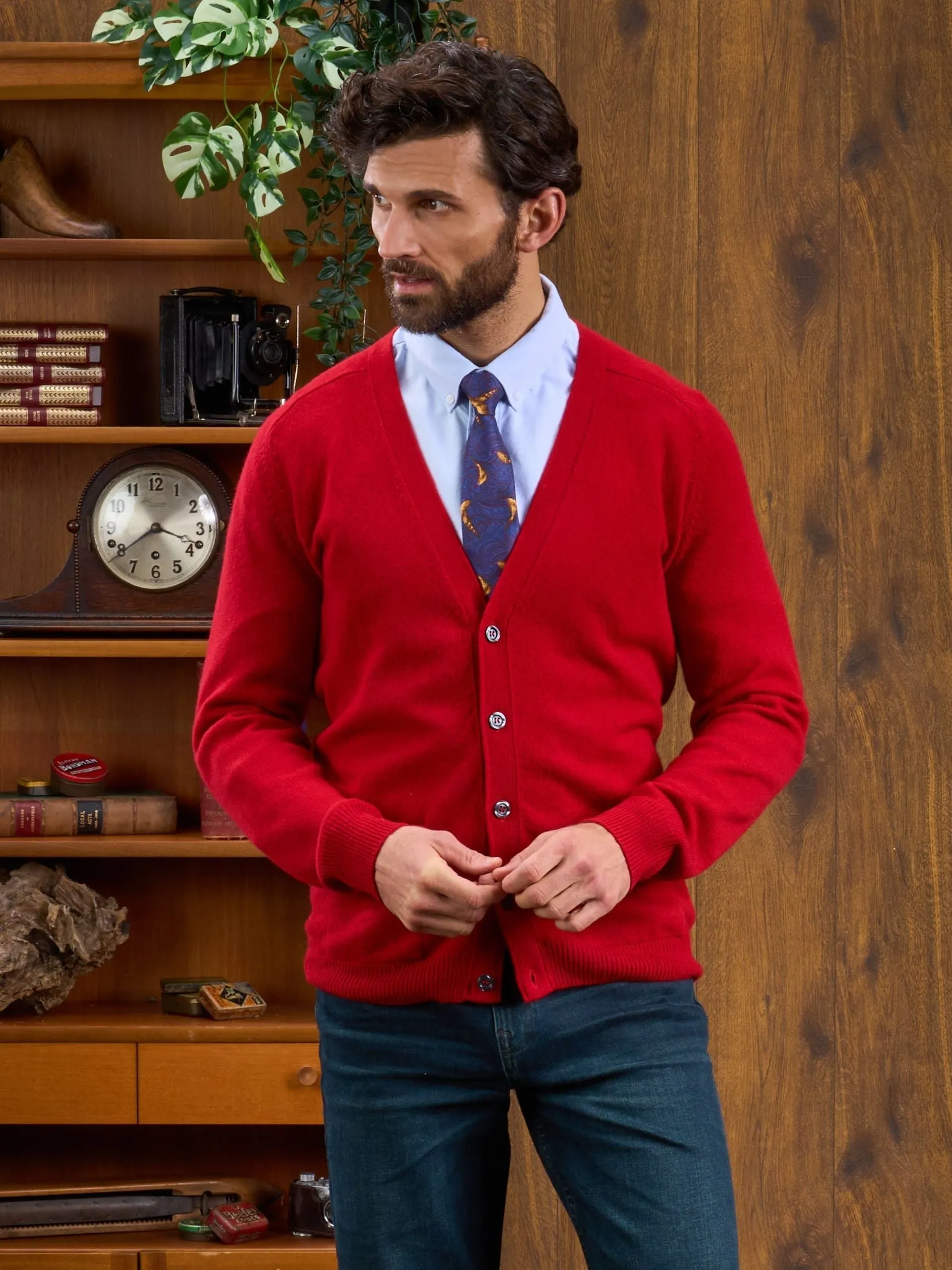 Cornwall Lambswool Cardigan in Dubonnet - Classic Fit