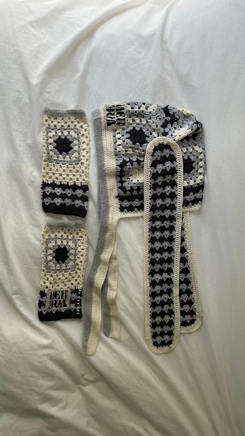 CROCHET ARM WARMER