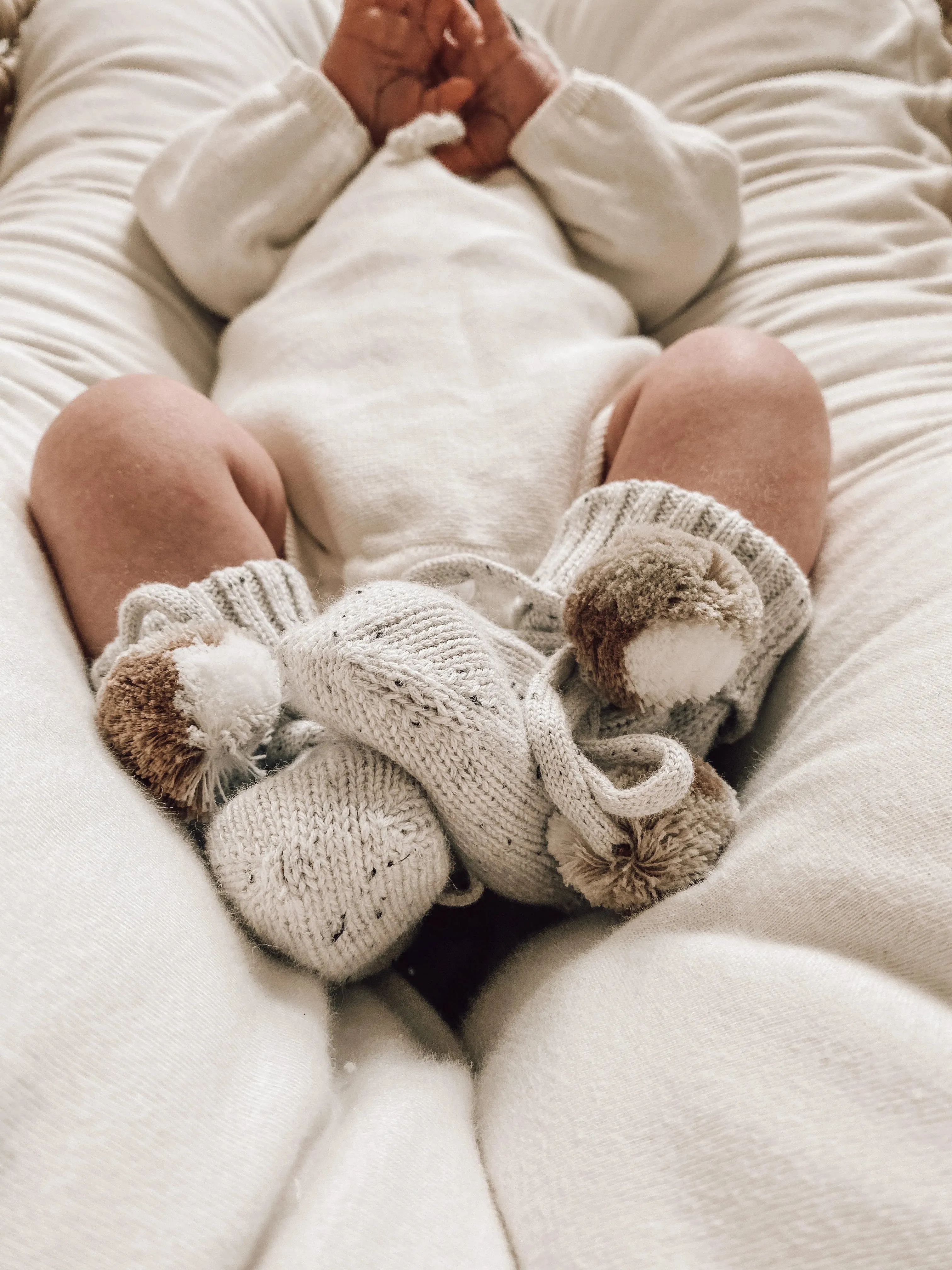 Pom Pom Baby Booties