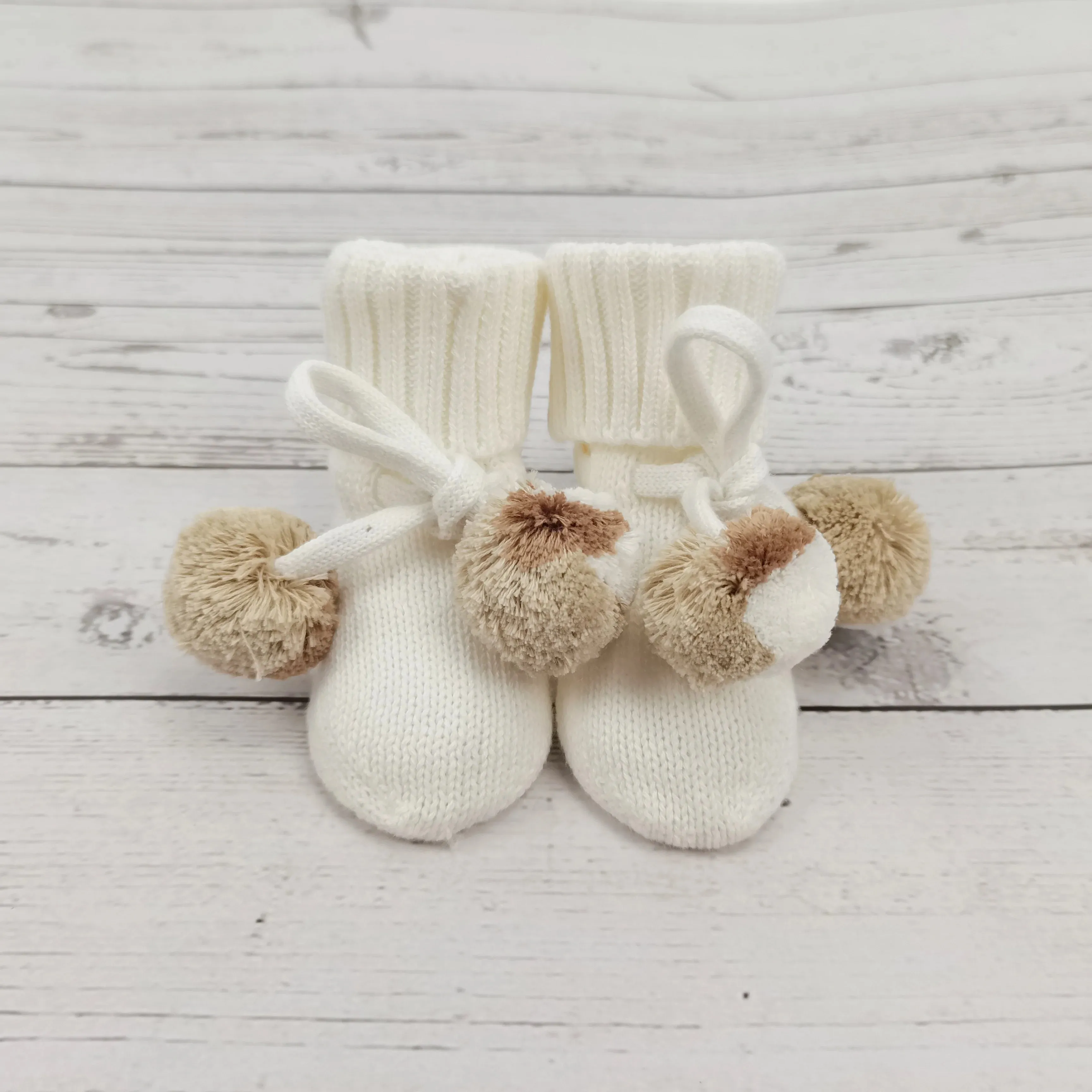 Pom Pom Baby Booties