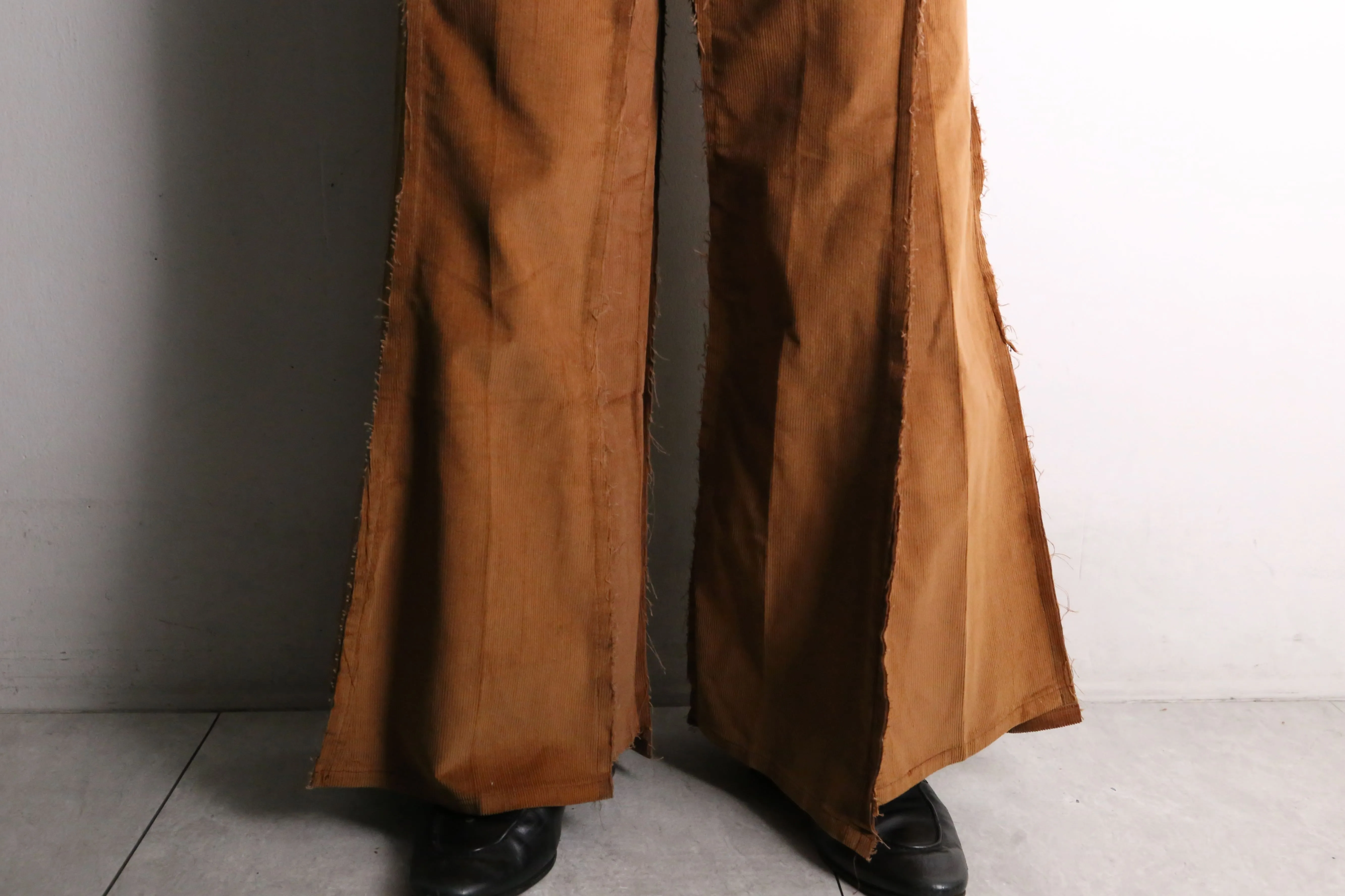 remake "再構築" camel brown corduroy buggy flare pants