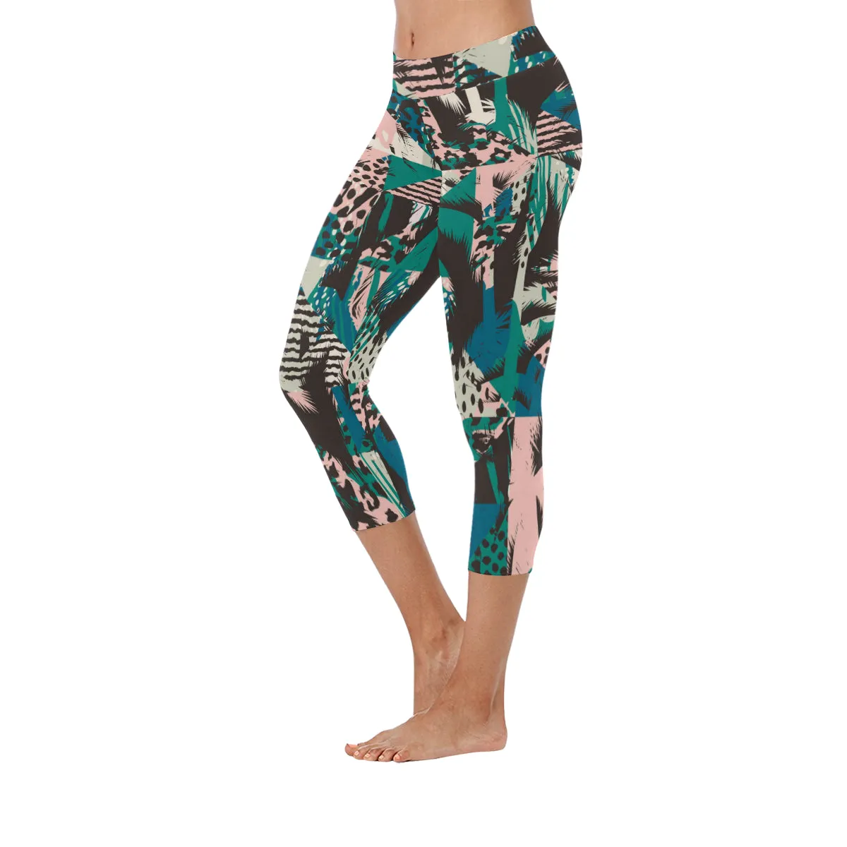 Trendy Seamless Exotic Pattern with Palm Animal Women's Low Rise Capri Leggings (Invisible Stitch)